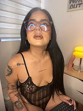 Snapshot of April_sutra chatting on 1, 7, 2026 April sutra online show from 1, 7, 2026