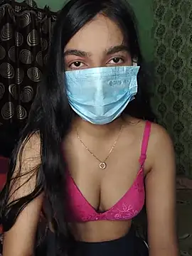 Snapshot of love_kaur chatting on 3, 7, 2026 love kaur online show from 3, 7, 2026