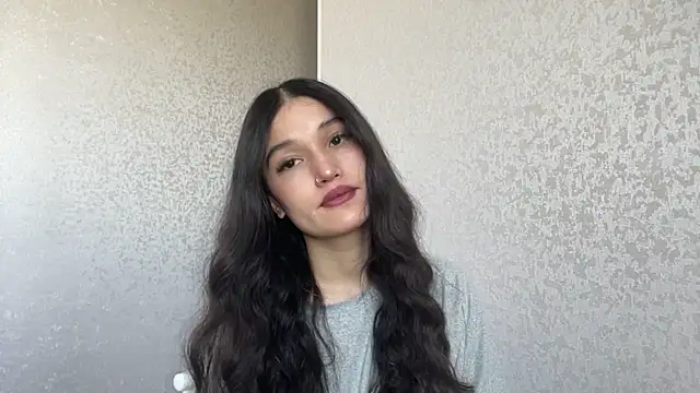 Snapshot of LisetteParajon chatting on 6, 7, 2026 LisetteParajon online show from 6, 7, 2026