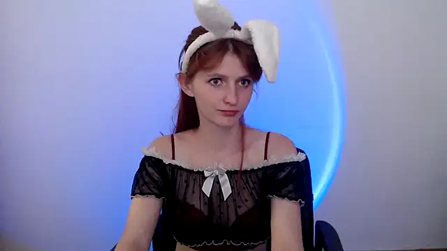 Snapshot of ViolaHot_ chatting on 2, 6, 2026 ViolaHot online show from 2, 6, 2026