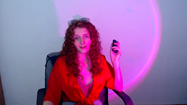 Snapshot of ViolaHot_ chatting on 14, 6, 2026 ViolaHot online show from 14, 6, 2026
