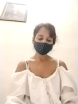 cutieNancy89 online show from 8, 7, 2026