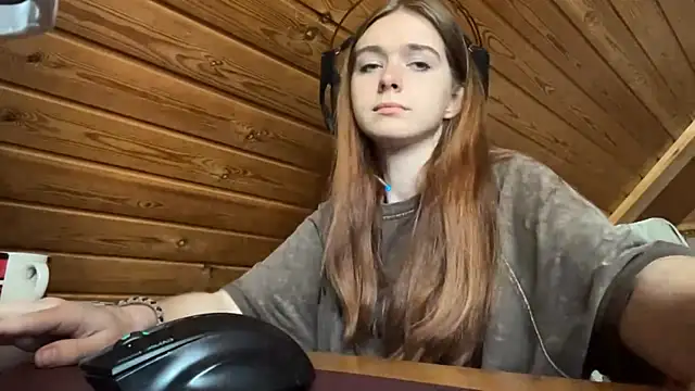 Snapshot of MariaLake chatting on 25, 6, 2026 MariaLake online show from 25, 6, 2026