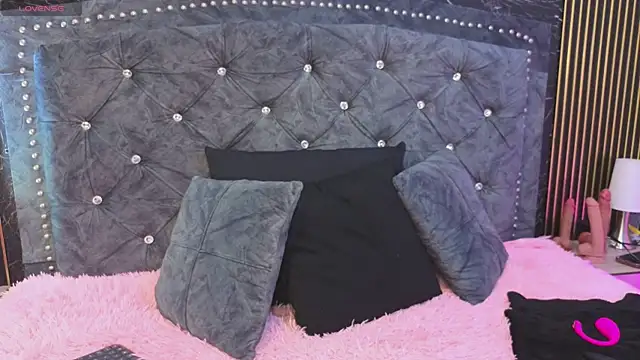 Snapshot of AlexandraNoxx chatting on 15, 7, 2026 AlexandraNoxx online show from 15, 7, 2026