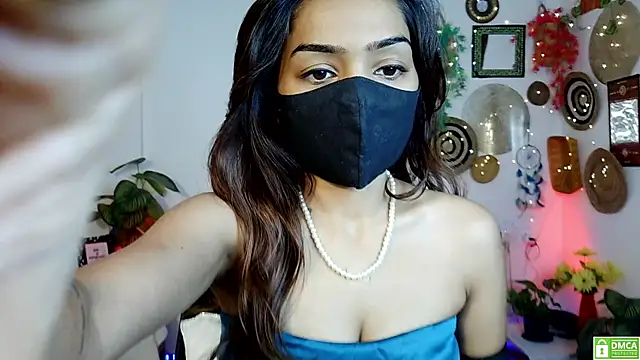 Yalinahotty online show from 6, 7, 2026