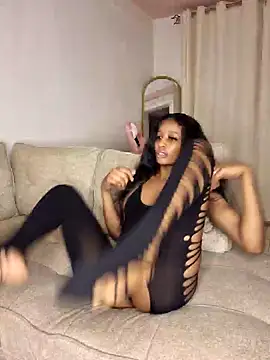 Snapshot of kiki_sexxy chatting on 27, 6, 2026 kiki sexxy online show from 27, 6, 2026
