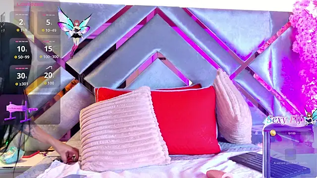 Snapshot of LalaVareela chatting on 3, 7, 2026 LalaVareela online show from 3, 7, 2026