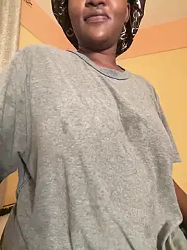 Snapshot of Miss_peachy chatting on 11, 6, 2026 Miss peachy online show from 11, 6, 2026