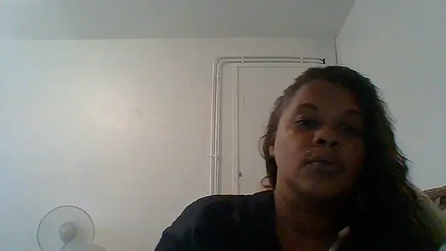 DOMINATRICESANDRA online show from 19, 6, 2026