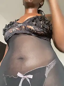 Snapshot of Honeybeespecial chatting on 15, 6, 2026 Honeybeespecial online show from 15, 6, 2026