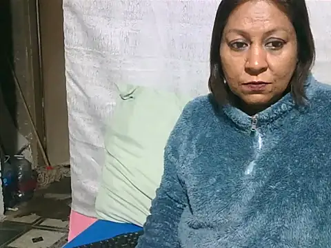 IndianSexyMilf69 online show from 10, 6, 2026