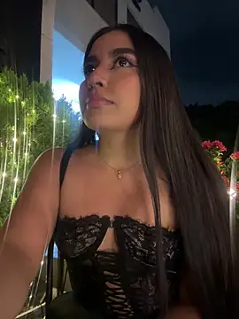 Snapshot of HaileyBieber_ chatting on 3, 6, 2026 HaileyBieber online show from 3, 6, 2026