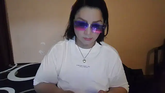 Madelyn sonora1992 online show from 2, 7, 2026
