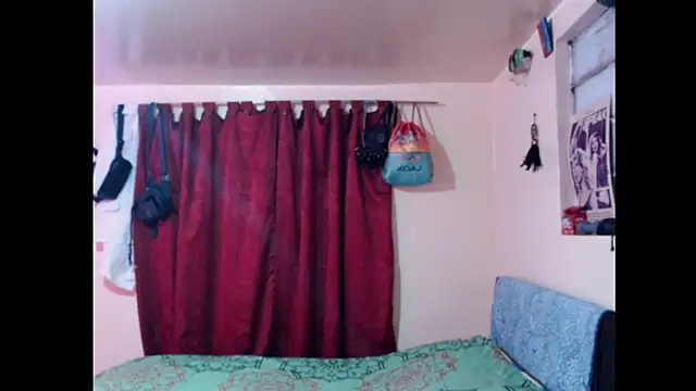 Snapshot of guillerme_08 chatting on 3, 7, 2026 guillerme 08 online show from 3, 7, 2026