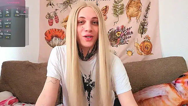 Snapshot of Chloecherry chatting on 19, 6, 2026 Chloecherry online show from 19, 6, 2026