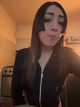 Snapshot of Dulce-Luci chatting on 5, 6, 2026 Dulce-Luci online show from 5, 6, 2026