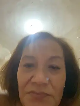 Snapshot of rosanna78322 chatting on 2, 6, 2026 rosanna78322 online show from 2, 6, 2026