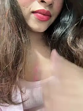 Snapshot of Yours_riya11 chatting on 4, 7, 2026 Yours riya11 online show from 4, 7, 2026