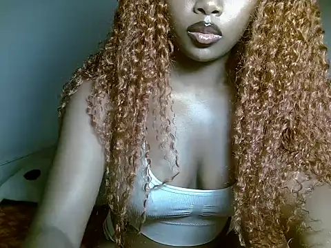 Snapshot of Sexy_blissy chatting on 2, 7, 2026 Sexy blissy online show from 2, 7, 2026