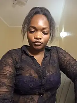 Snapshot of Thickbriell chatting on 4, 7, 2026 Thickbriell online show from 4, 7, 2026