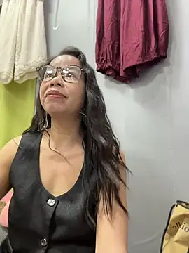 Snapshot of honghong_mother chatting on 13, 6, 2026 honghong mother online show from 13, 6, 2026