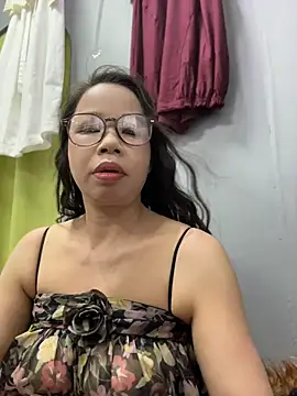 Snapshot of honghong_mother chatting on 13, 7, 2026 honghong mother online show from 13, 7, 2026