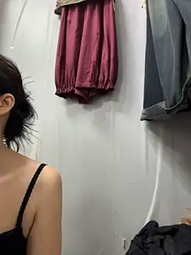 Snapshot of honghong_mother chatting on 15, 7, 2026 honghong mother online show from 15, 7, 2026