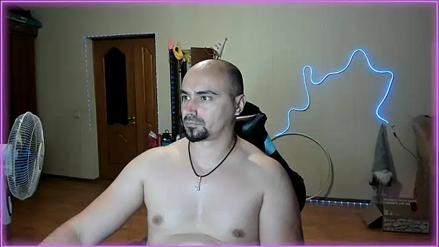 -SexyDaddy- online show from 10, 7, 2026