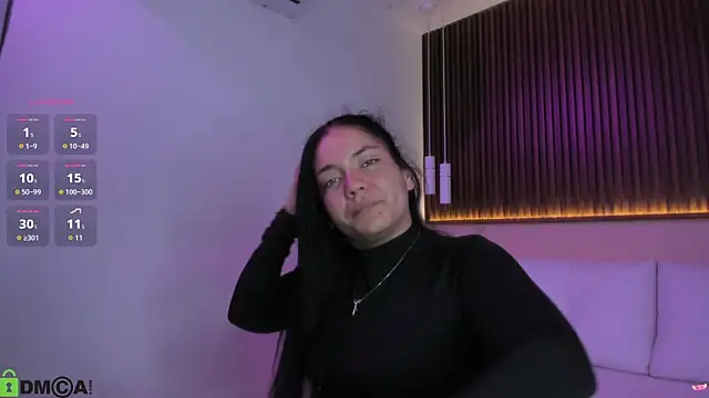 Snapshot of rebecaa_grey chatting on 25, 6, 2026 rebecaa grey online show from 25, 6, 2026