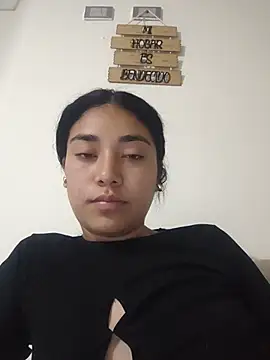 Amber-gold online show from 6, 6, 2026