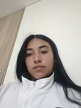 Amber-gold online show from 2, 7, 2026