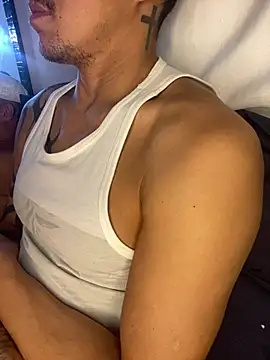 Snapshot of Tatuadomoreno23cm chatting on 9, 7, 2026 Tatuadomoreno23cm online show from 9, 7, 2026