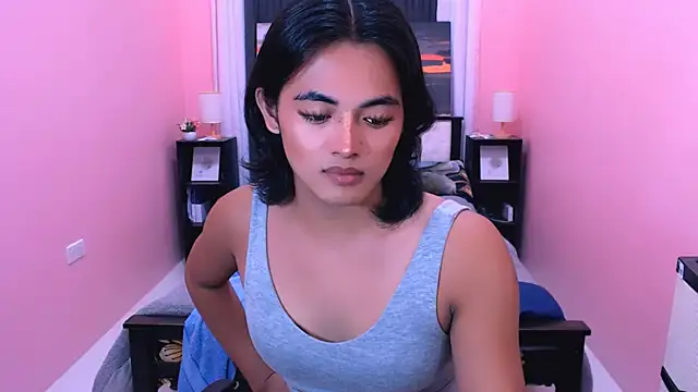 Snapshot of MiamoreAmara69 chatting on 2, 6, 2026 MiamoreAmara69 online show from 2, 6, 2026