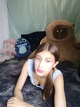 Zoehoney 18 online show from 10, 6, 2026