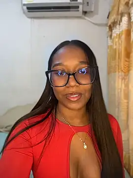 Snapshot of chell_iivy chatting on 26, 6, 2026 chell iivy online show from 26, 6, 2026