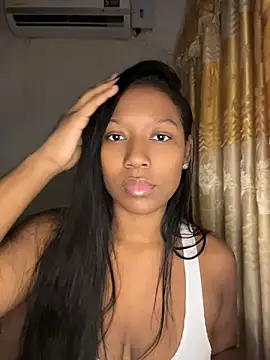 Snapshot of chell_iivy chatting on 2, 8, 2026 chell iivy online show from 2, 8, 2026