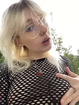 xp blondie online show from 22, 6, 2026