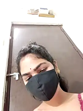 Snapshot of savita97567 chatting on 18, 7, 2026 savita97567 online show from 18, 7, 2026