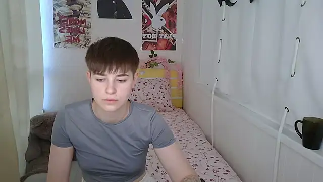 EmyHills online show from 27, 6, 2026
