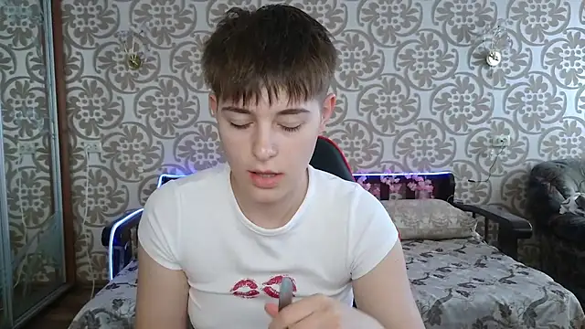 EmyHills online show from 21, 7, 2026