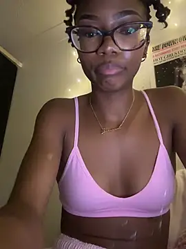 Snapshot of SavAshxx chatting on 2, 6, 2026 SavAshxx online show from 2, 6, 2026