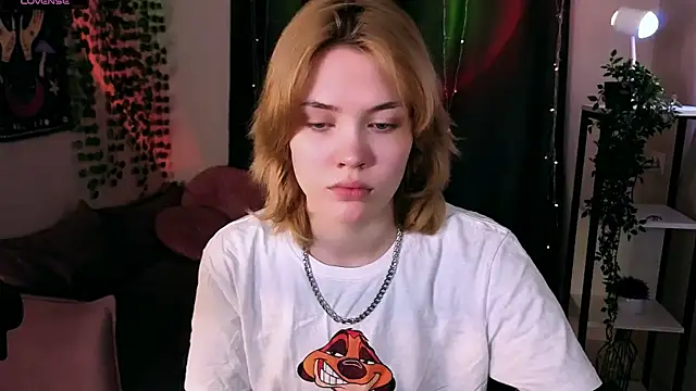 Milena Stasym online show from 19, 6, 2026