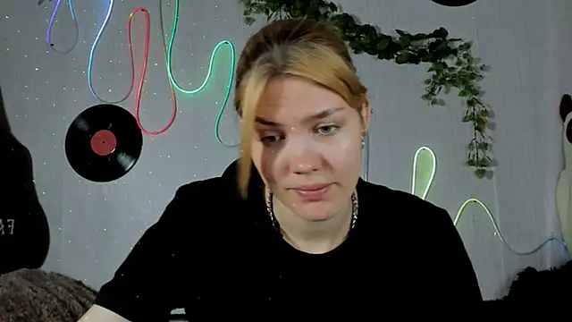 Milena Stasym online show from 21, 7, 2026