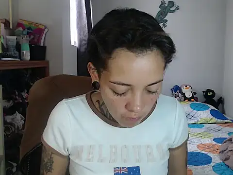 Snapshot of hanya23_ chatting on 15, 7, 2026 hanya23 online show from 15, 7, 2026