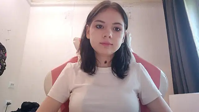Snapshot of MilaTease chatting on 1, 6, 2026 MilaTease online show from 1, 6, 2026