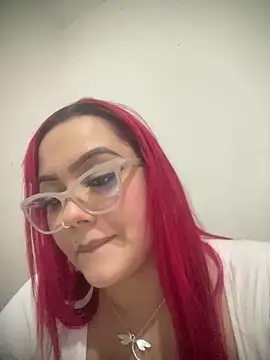 Snapshot of giih_sales03 chatting on 5, 8, 2026 giih sales03 online show from 5, 8, 2026