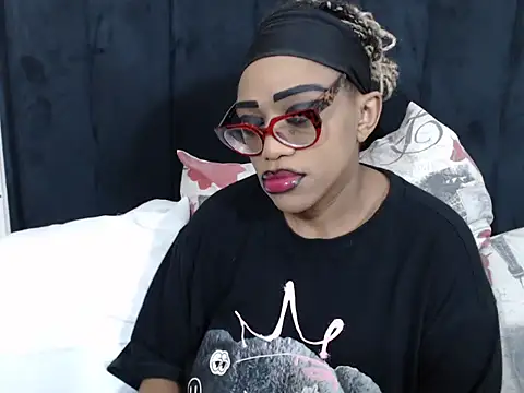 Snapshot of SultryDivax chatting on 2, 7, 2026 SultryDivax online show from 2, 7, 2026