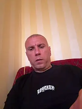 Snapshot of sashaalexandru chatting on 31, 5, 2026 sashaalexandru online show from 31, 5, 2026