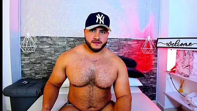 Snapshot of apolorusso chatting on 7, 8, 2026 apolorusso online show from 7, 8, 2026