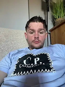 Snapshot of Ronnie153 chatting on 26, 6, 2026 Ronnie153 online show from 26, 6, 2026